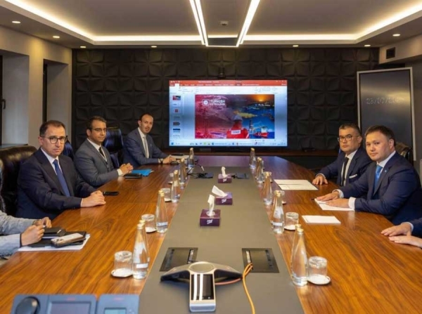 Алпамыс Бахытулы на переговорах КМГ: кто прикрывает бывшего контрабандиста углеводородов?