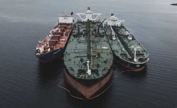 Великобритания ввела ограничения на 51 судно «теневого флота»